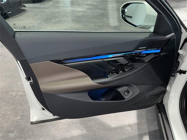 new 2025 BMW i5 car