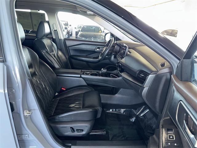 used 2021 Nissan Rogue car, priced at $24,557