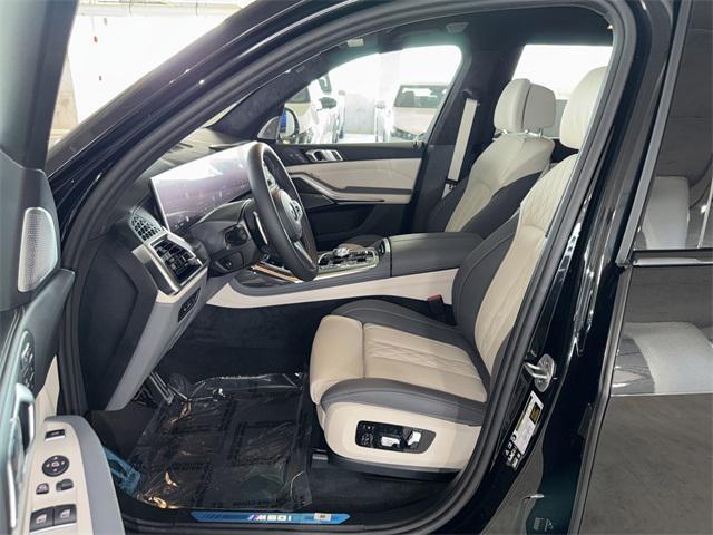 new 2026 BMW X7 car, priced at $132,285