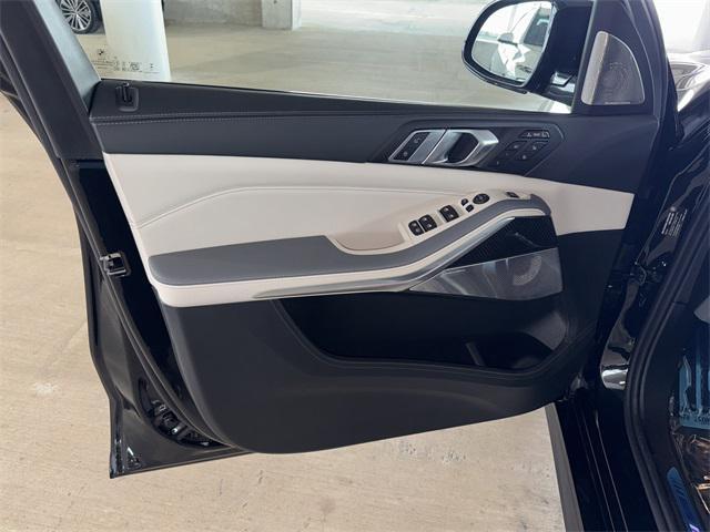 new 2026 BMW X7 car, priced at $132,285