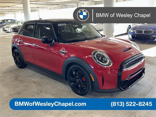 used 2023 MINI Hardtop car, priced at $25,300