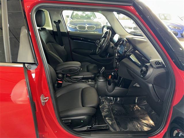 used 2023 MINI Hardtop car, priced at $25,000