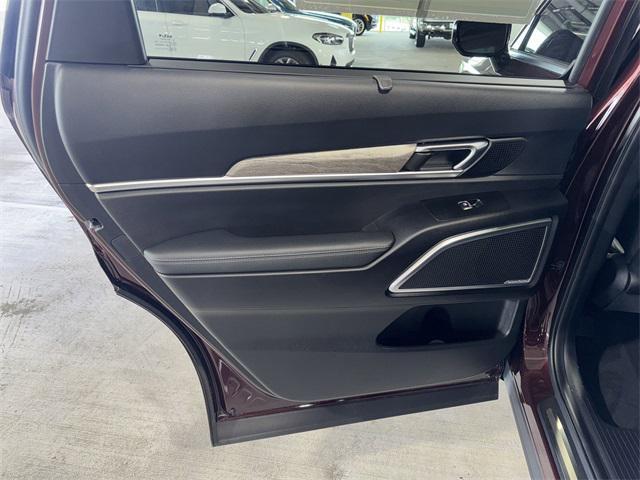 used 2022 Kia Telluride car, priced at $33,200