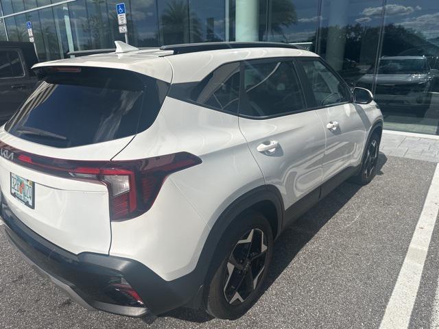 used 2025 Kia Seltos car, priced at $21,800