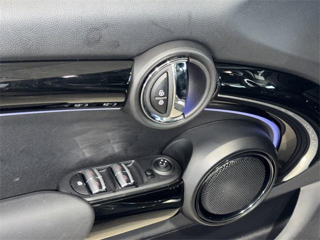 used 2023 MINI Hardtop car, priced at $26,140