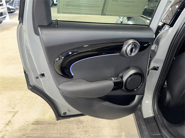 used 2023 MINI Hardtop car, priced at $26,140