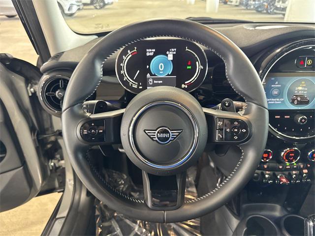 used 2023 MINI Hardtop car, priced at $26,140