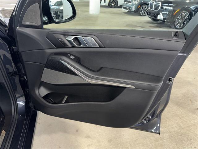 used 2022 BMW X7 car, priced at $56,400