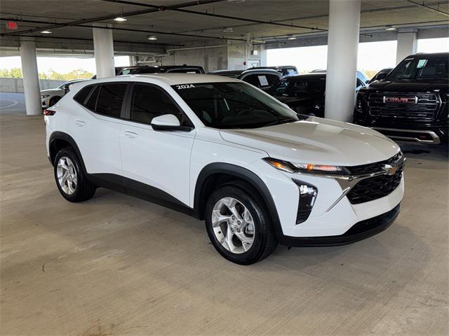 used 2024 Chevrolet Trax car, priced at $18,329
