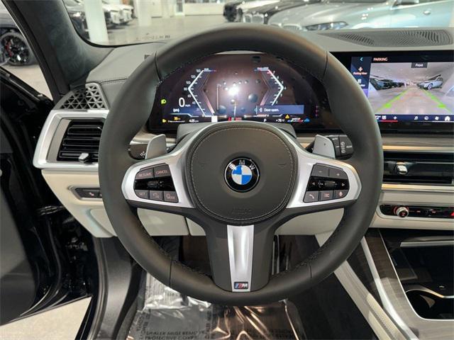 new 2025 BMW X7 car, priced at $99,075