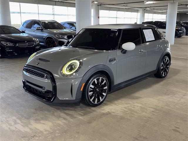 used 2023 MINI Hardtop car, priced at $24,980