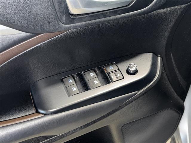 used 2015 Toyota Highlander car, priced at $17,602