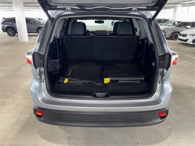 used 2015 Toyota Highlander car, priced at $17,602