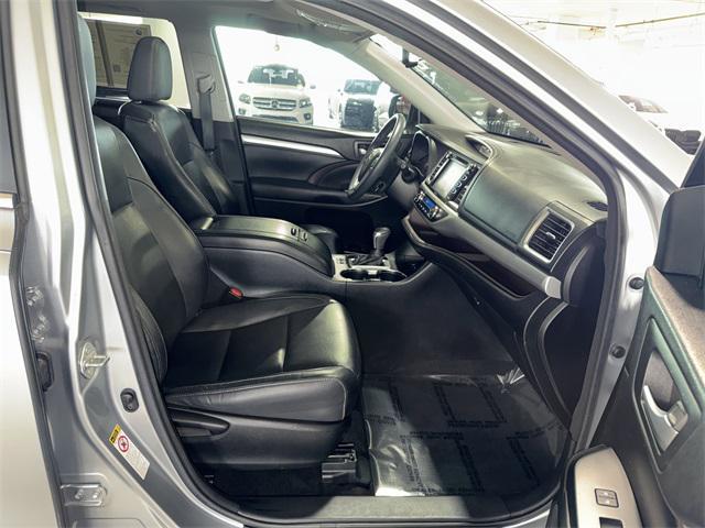 used 2015 Toyota Highlander car, priced at $17,602