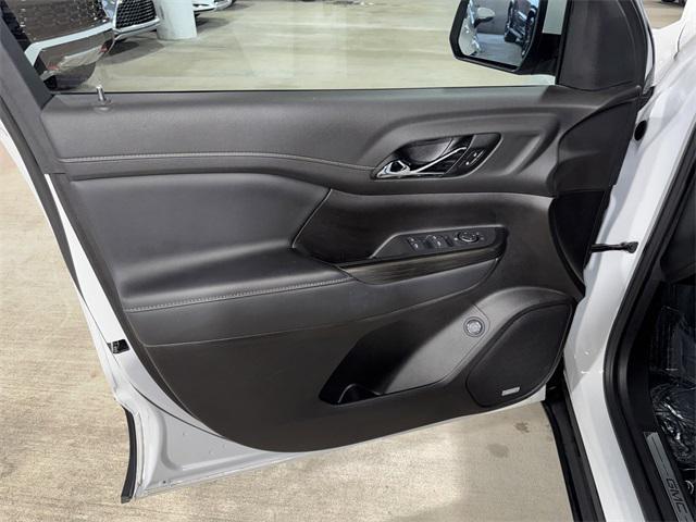 used 2021 GMC Acadia car, priced at $21,611