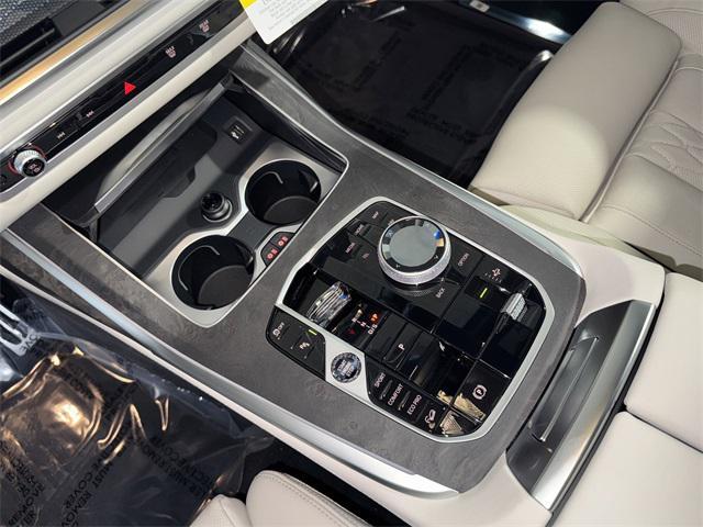 new 2026 BMW X7 car, priced at $107,385