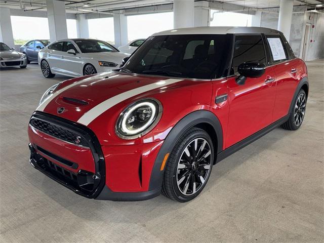 used 2024 MINI Hardtop car, priced at $33,700