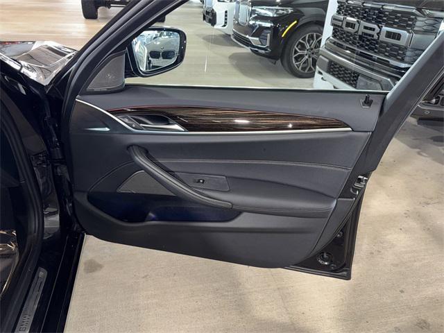 used 2023 BMW 540 car, priced at $43,640