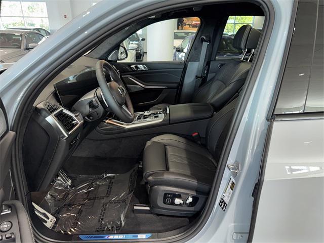 new 2026 BMW X7 car, priced at $127,485