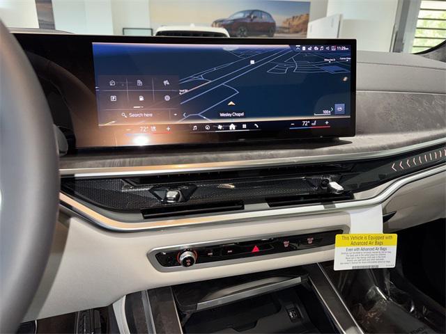 new 2026 BMW X7 car, priced at $106,785
