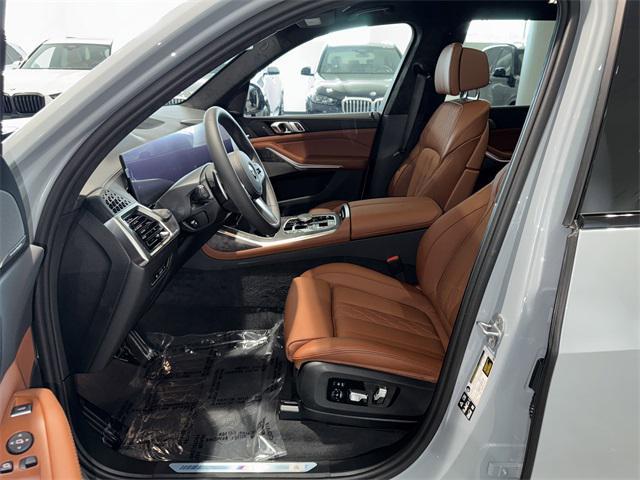 new 2026 BMW X7 car, priced at $102,735