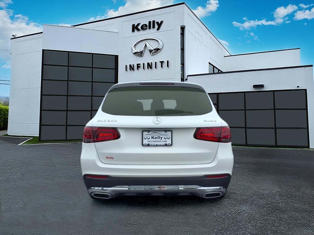 used 2022 Mercedes-Benz GLC 300 car, priced at $35,997