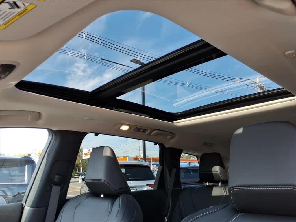 used 2025 INFINITI QX60 car, priced at $50,995
