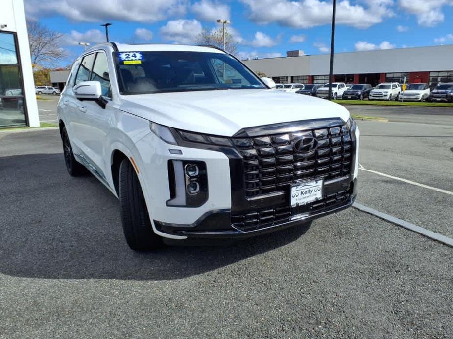 used 2024 Hyundai Palisade car, priced at $45,418