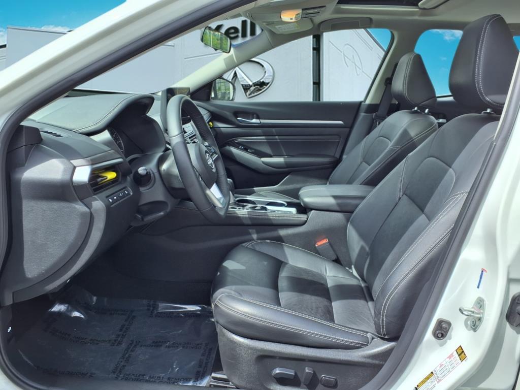 used 2023 Nissan Altima car, priced at $25,997