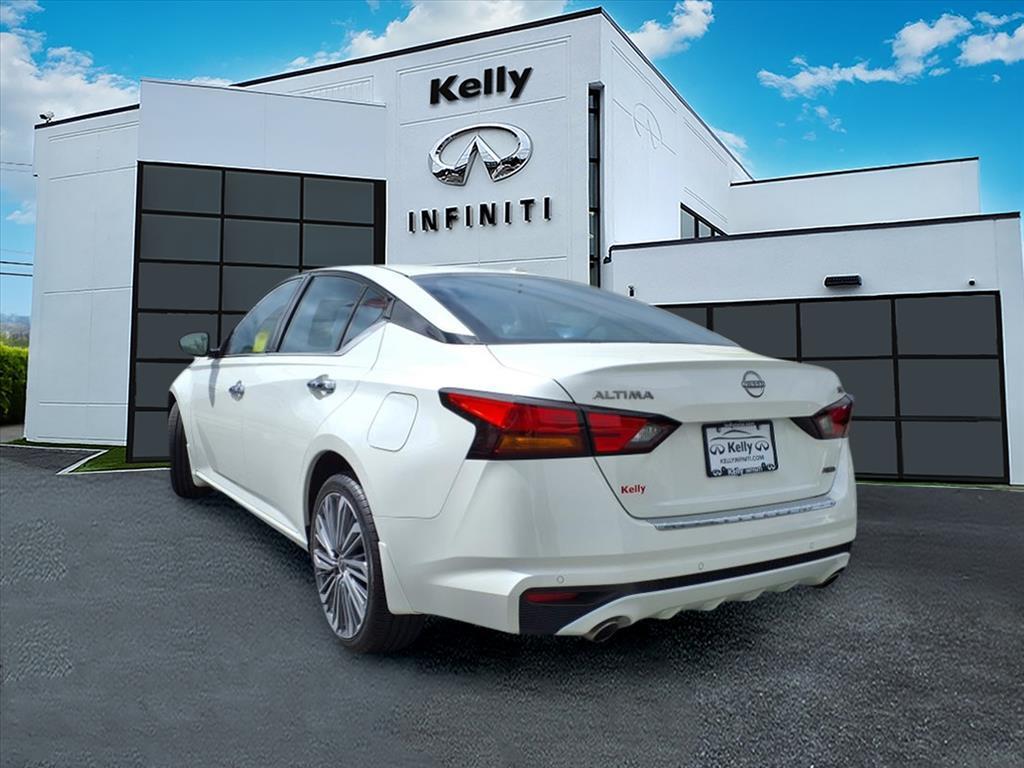 used 2023 Nissan Altima car, priced at $25,997
