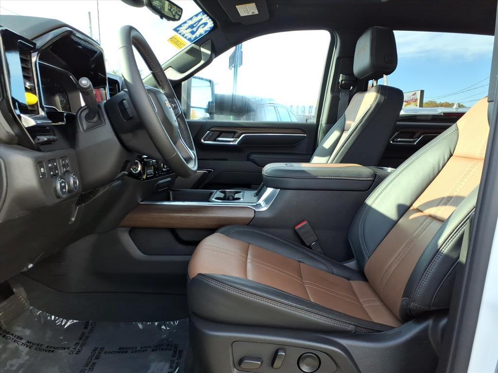 used 2024 Chevrolet Silverado 2500 car, priced at $61,987