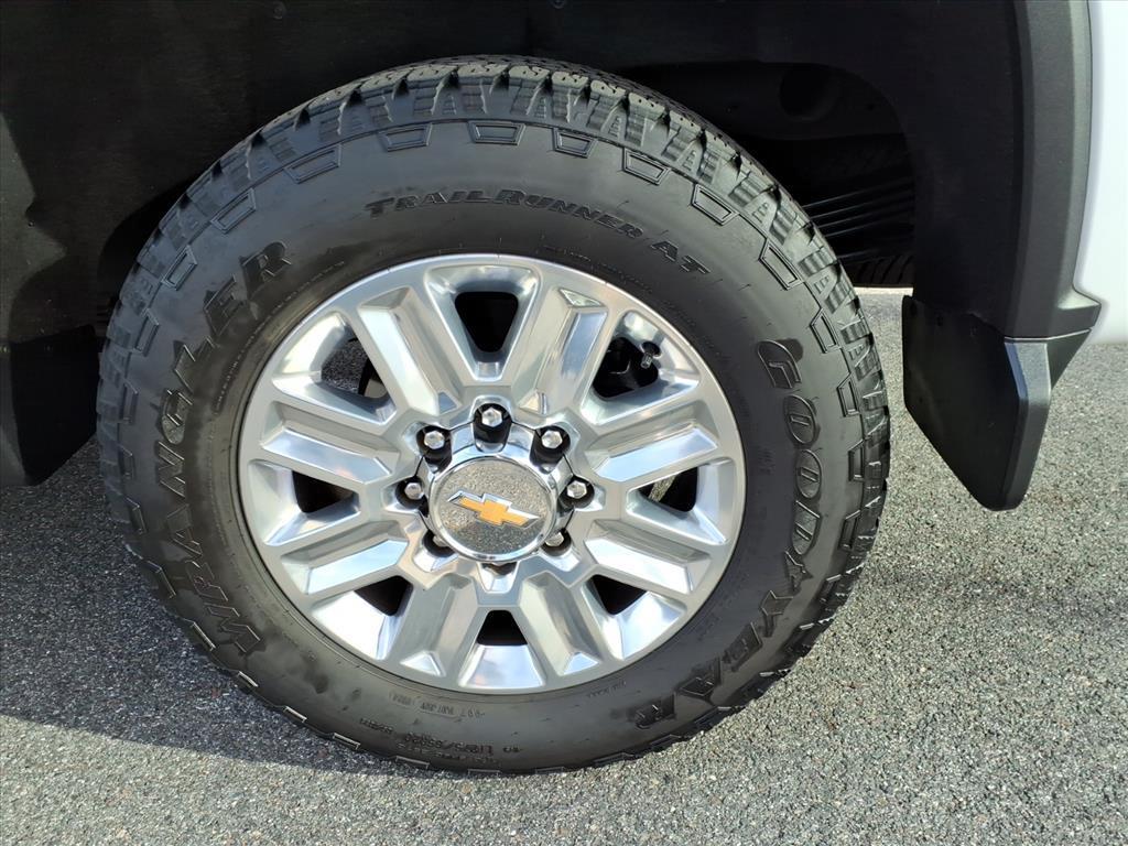 used 2024 Chevrolet Silverado 2500 car, priced at $61,987