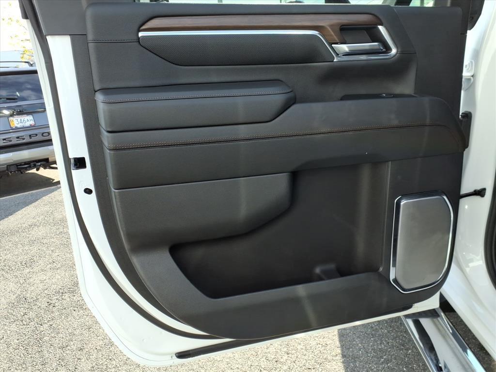 used 2024 Chevrolet Silverado 2500 car, priced at $61,987