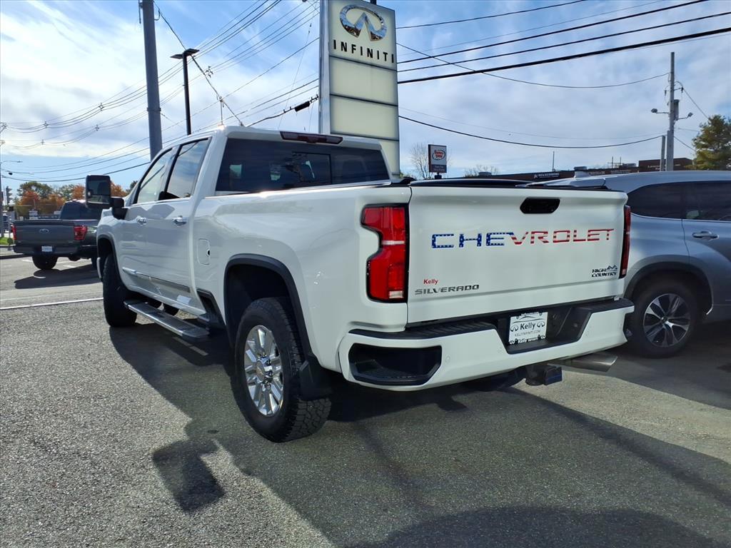 used 2024 Chevrolet Silverado 2500 car, priced at $61,987