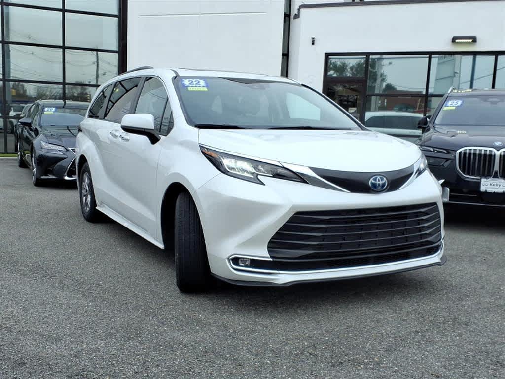 used 2022 Toyota Sienna car, priced at $41,280