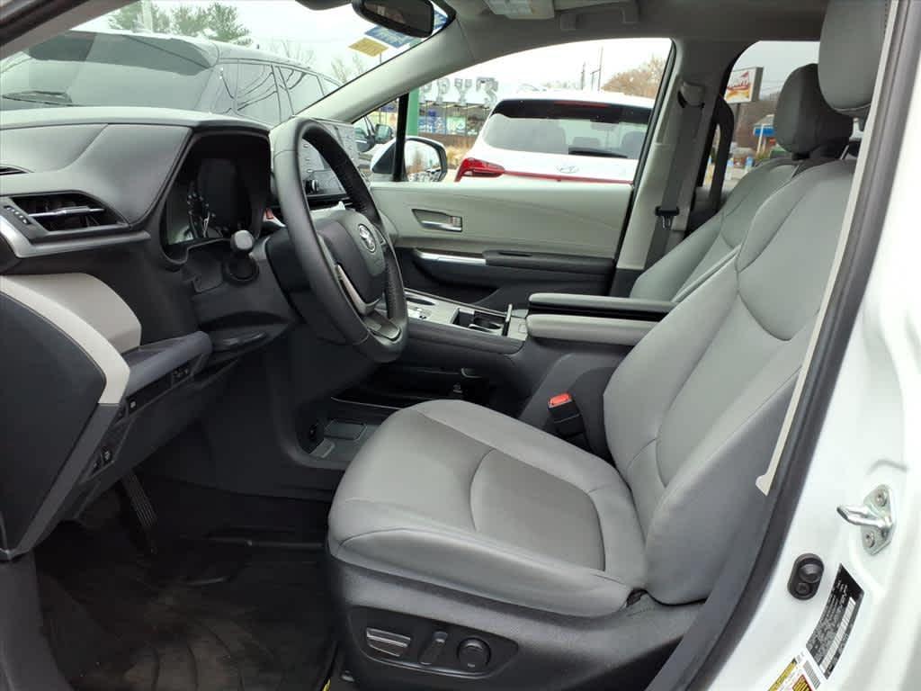 used 2022 Toyota Sienna car, priced at $41,280