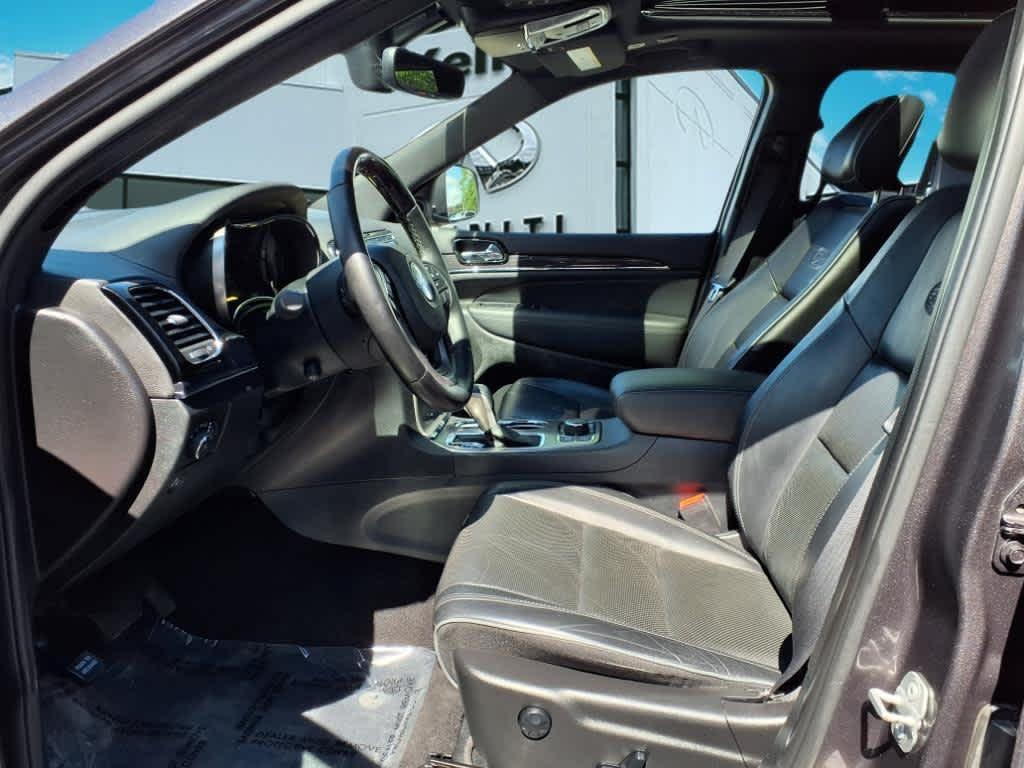used 2020 Jeep Grand Cherokee car, priced at $27,425