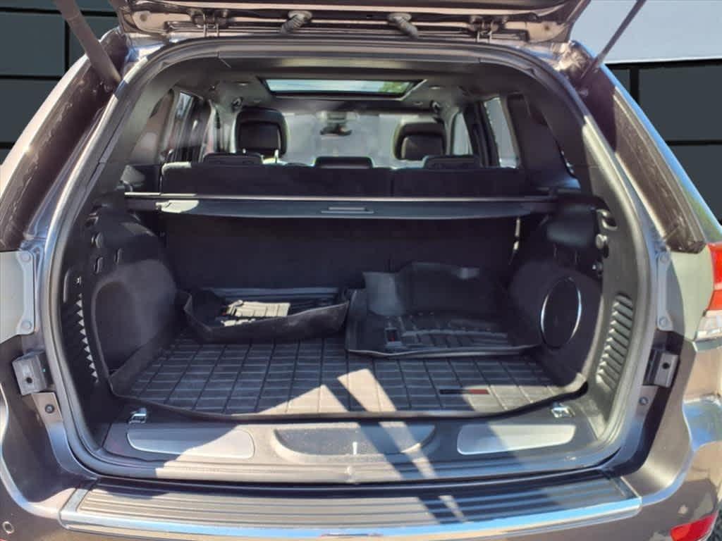 used 2020 Jeep Grand Cherokee car, priced at $27,425