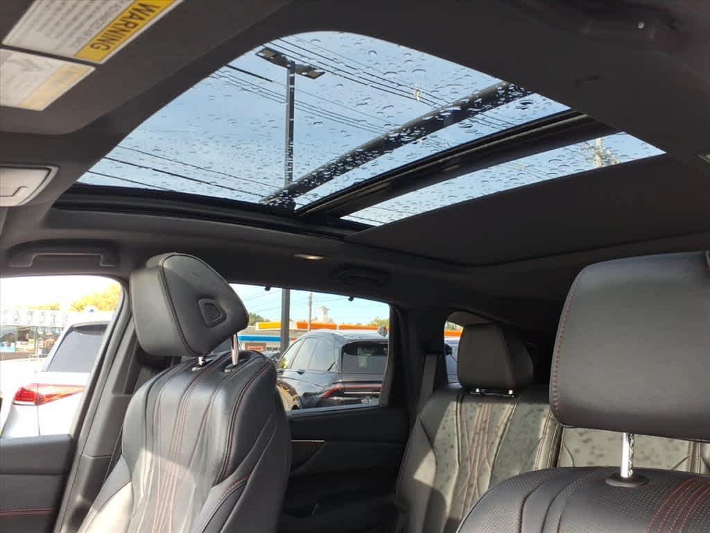 used 2022 Acura MDX car, priced at $40,997
