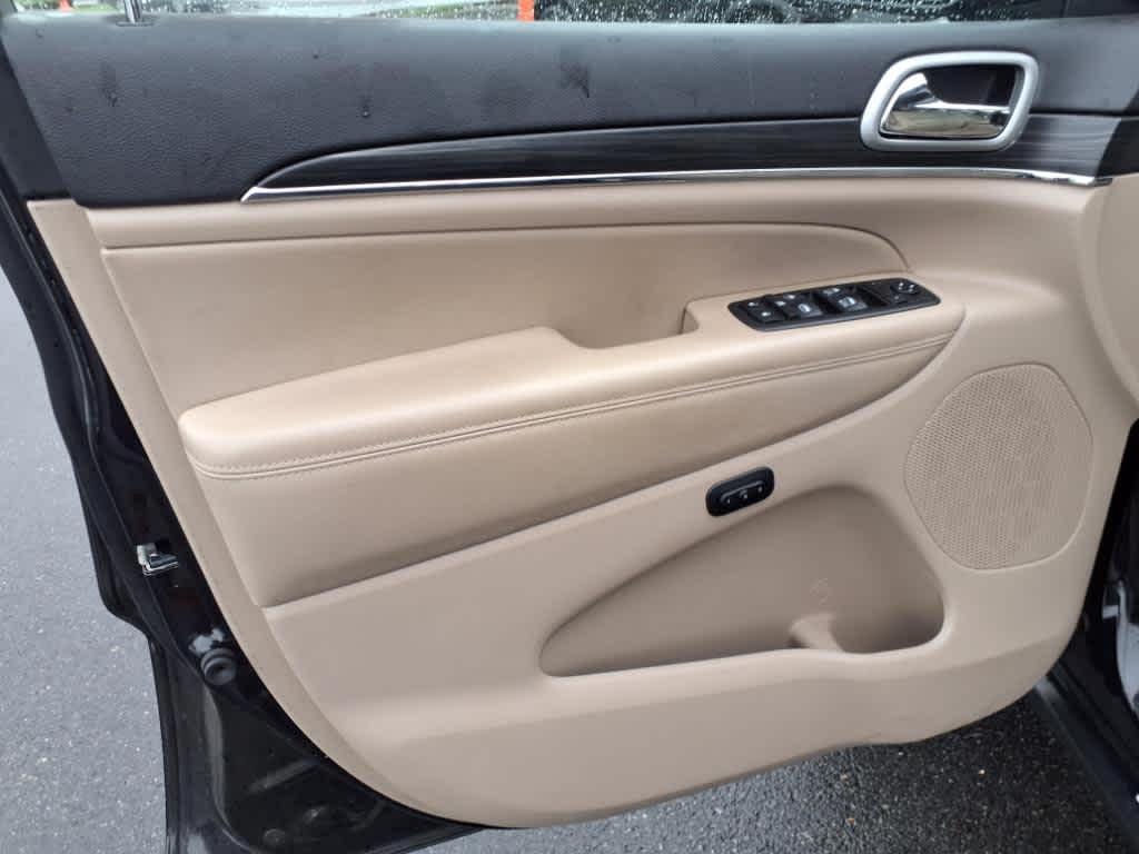 used 2019 Jeep Grand Cherokee car, priced at $21,998
