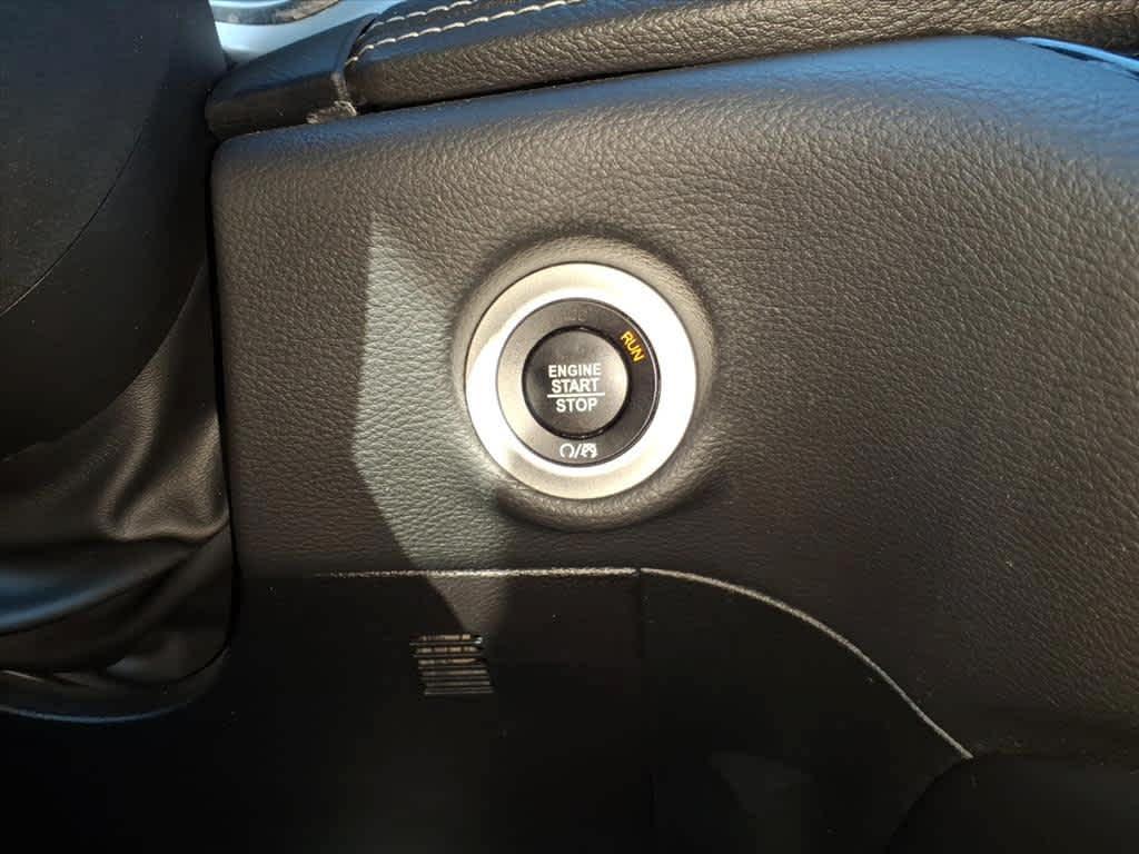 used 2022 Chrysler Pacifica car, priced at $35,899