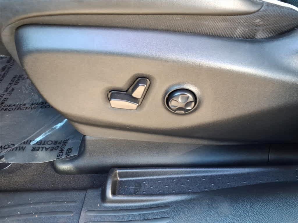 used 2022 Chrysler Pacifica car, priced at $35,899