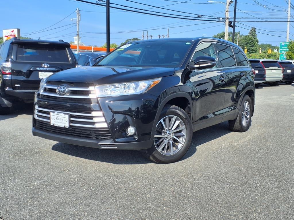 used 2019 Toyota Highlander car, priced at $26,698