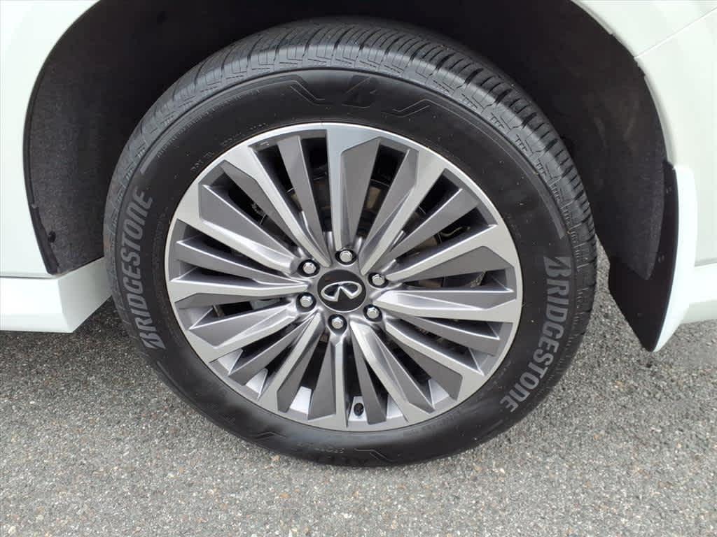 used 2025 INFINITI QX80 car, priced at $80,987