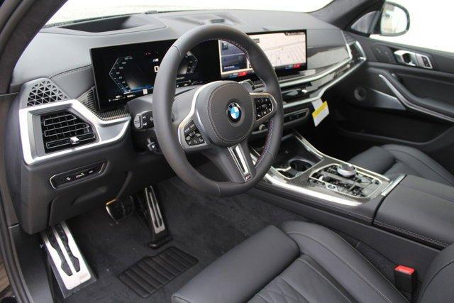 new 2025 BMW X7 car, priced at $124,170