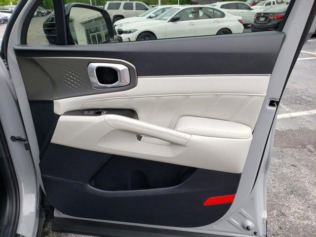 used 2023 Kia Sorento car, priced at $33,448