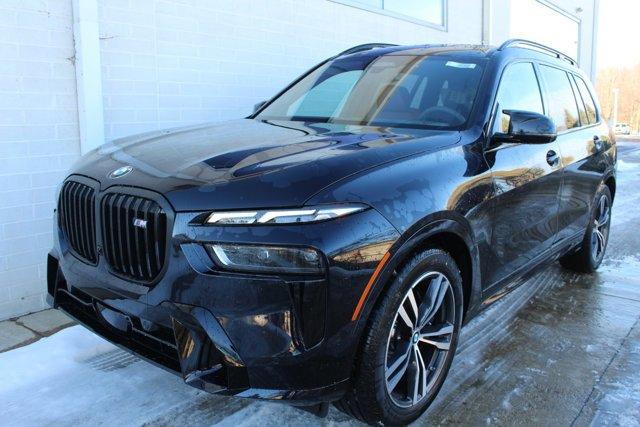 new 2025 BMW X7 car, priced at $121,770