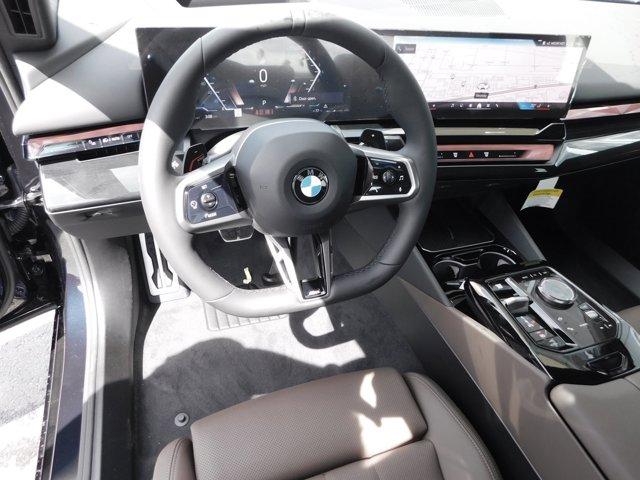 new 2024 BMW 540 car, priced at $74,025