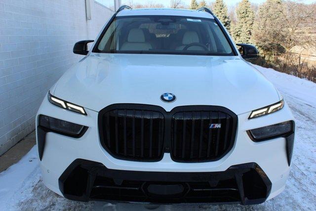 new 2025 BMW X7 car, priced at $133,595