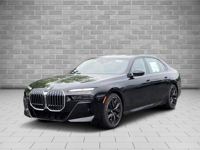 new 2025 BMW 760 car, priced at $132,505